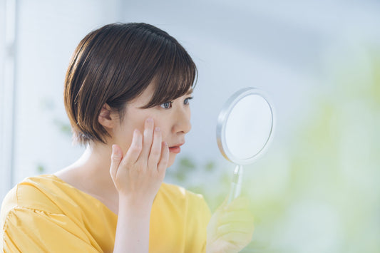 乾燥肌なのに毛穴が目立つ?“インナードライ毛穴”を防ぐ保湿法